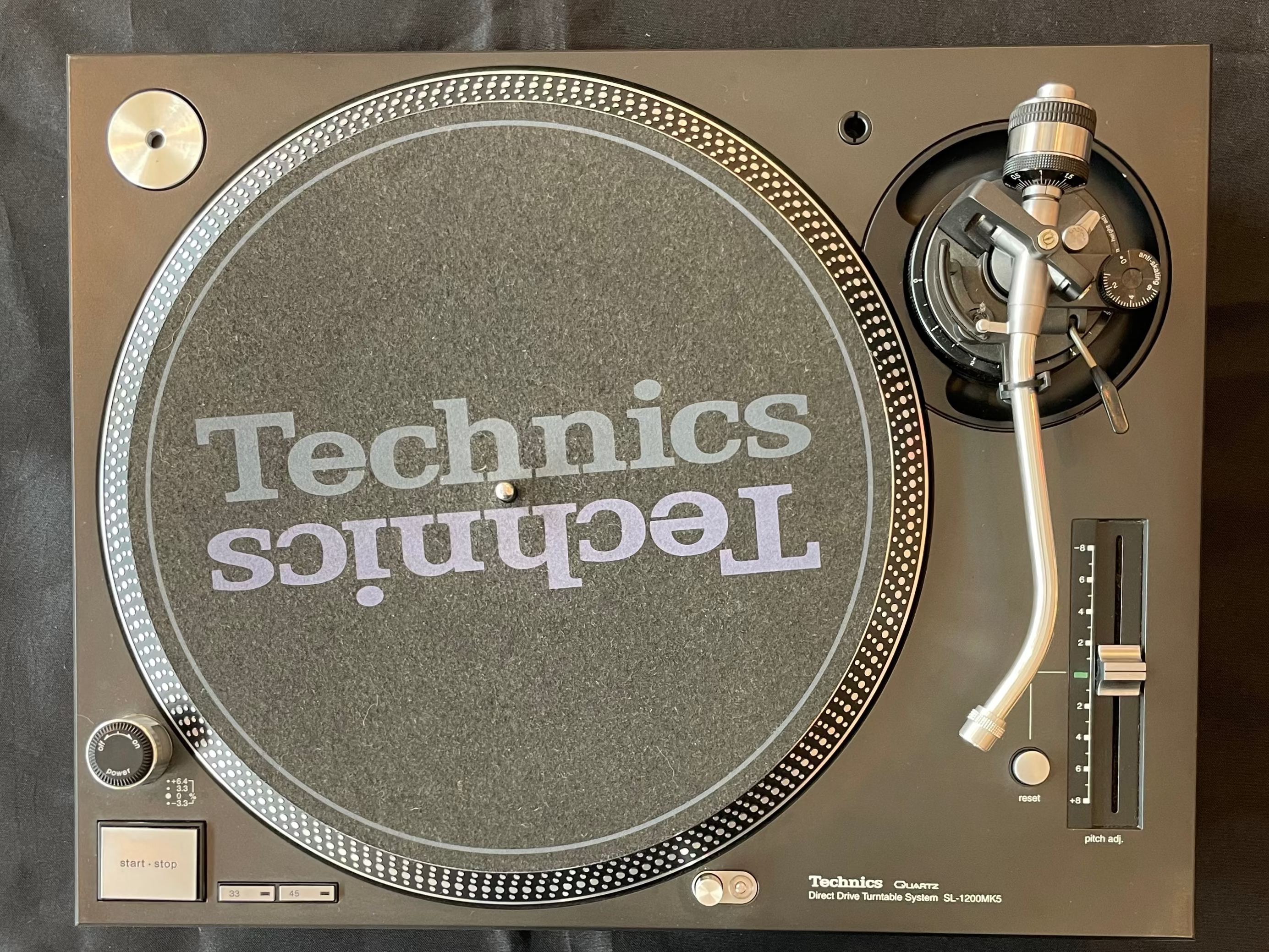 Second Hand) Technics SL-1200MK5 Black Direct Drive Turntable