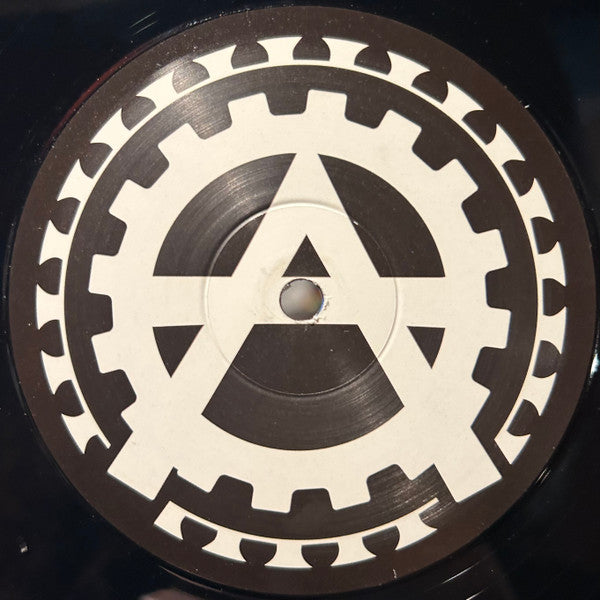 Amit  , Outrage (4) : Trigger / Zulu (12", Single)