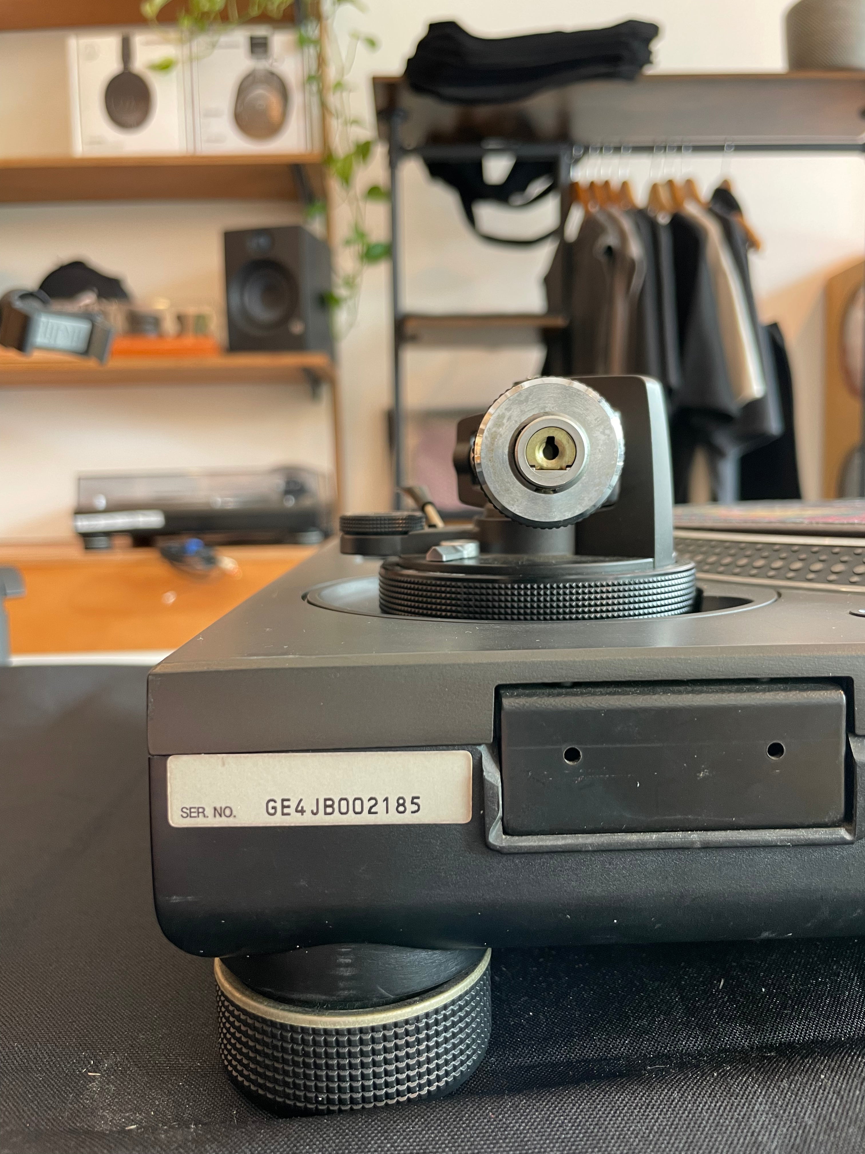 (Second Hand) Technics SL-1200MK5 Black Direct Drive Turntable