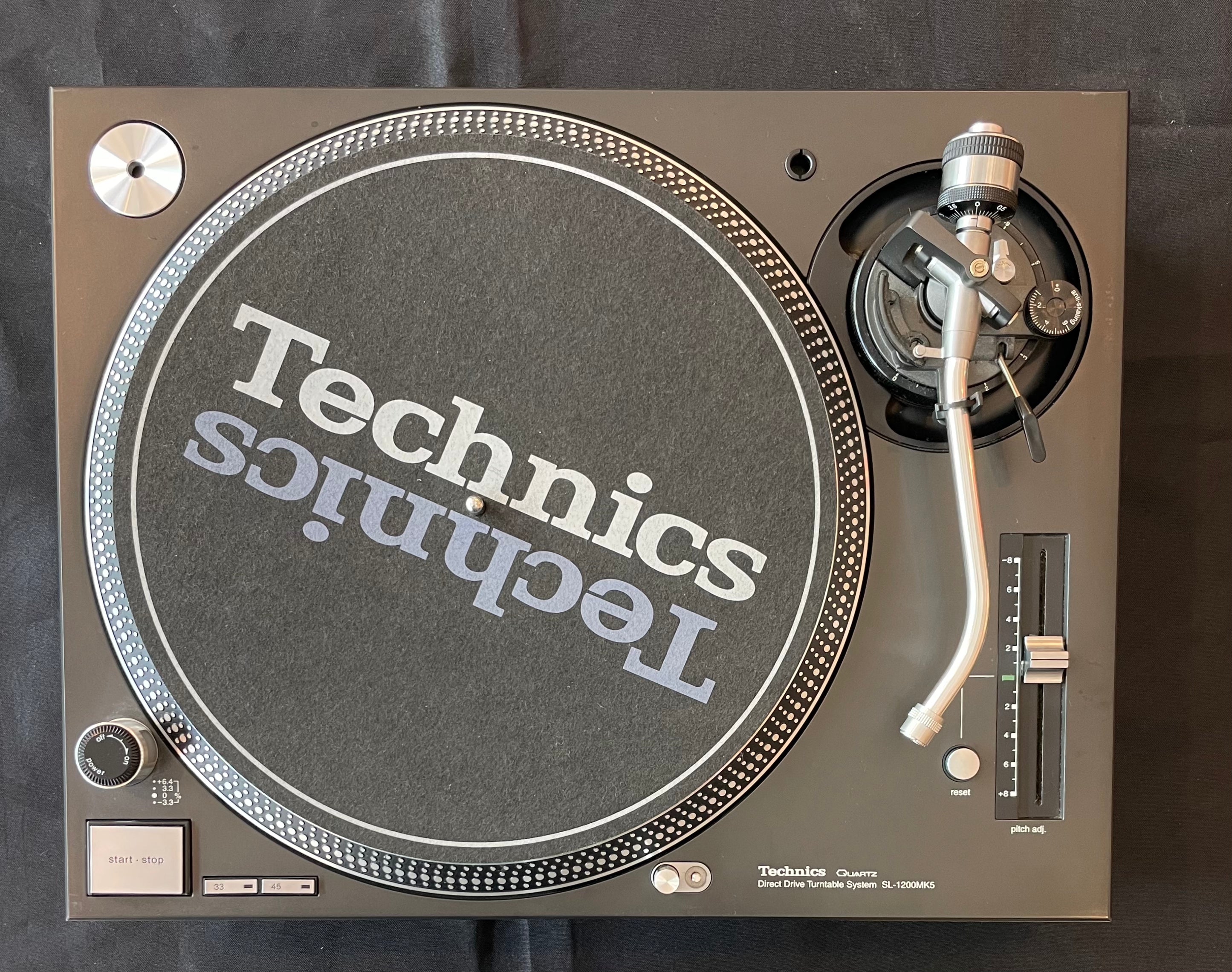 (Second Hand) Technics SL-1200MK5 Black Direct Drive Turntable