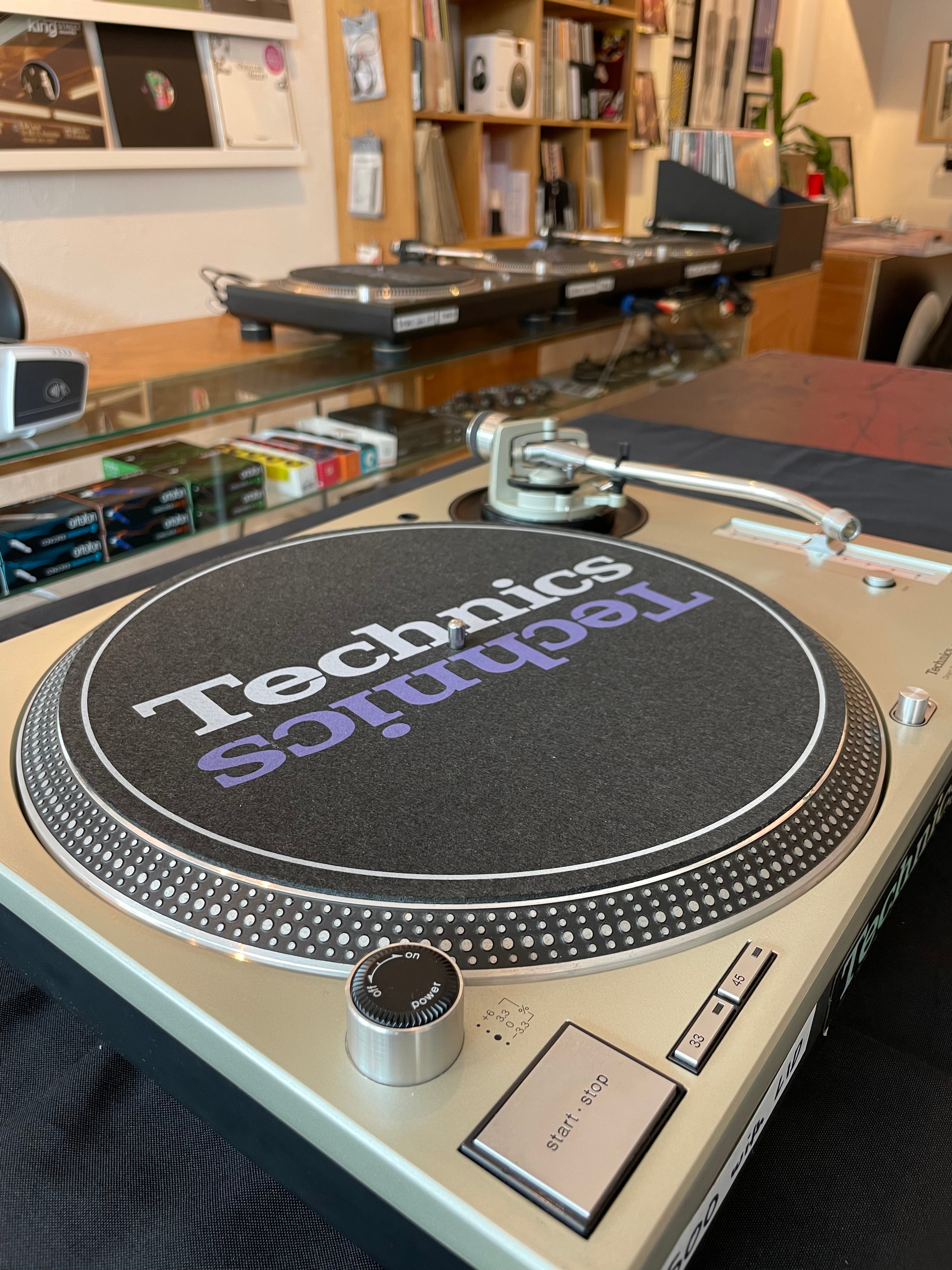 (Second Hand) Technics SL-1200MK3D Silver Direct Drive Turntable
