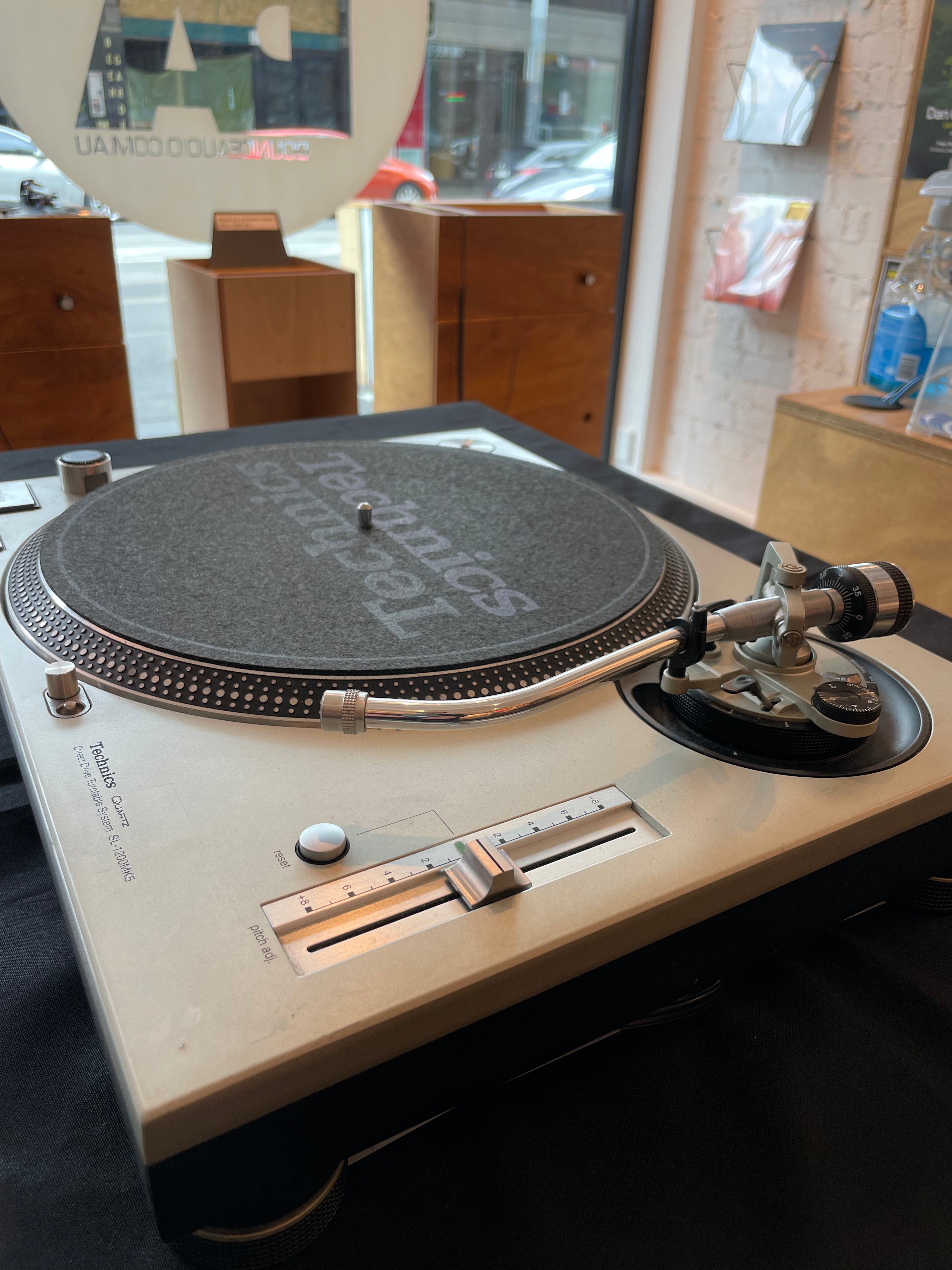 (Second Hand) Technics SL-1200MK5 Silver Direct Drive Turntable