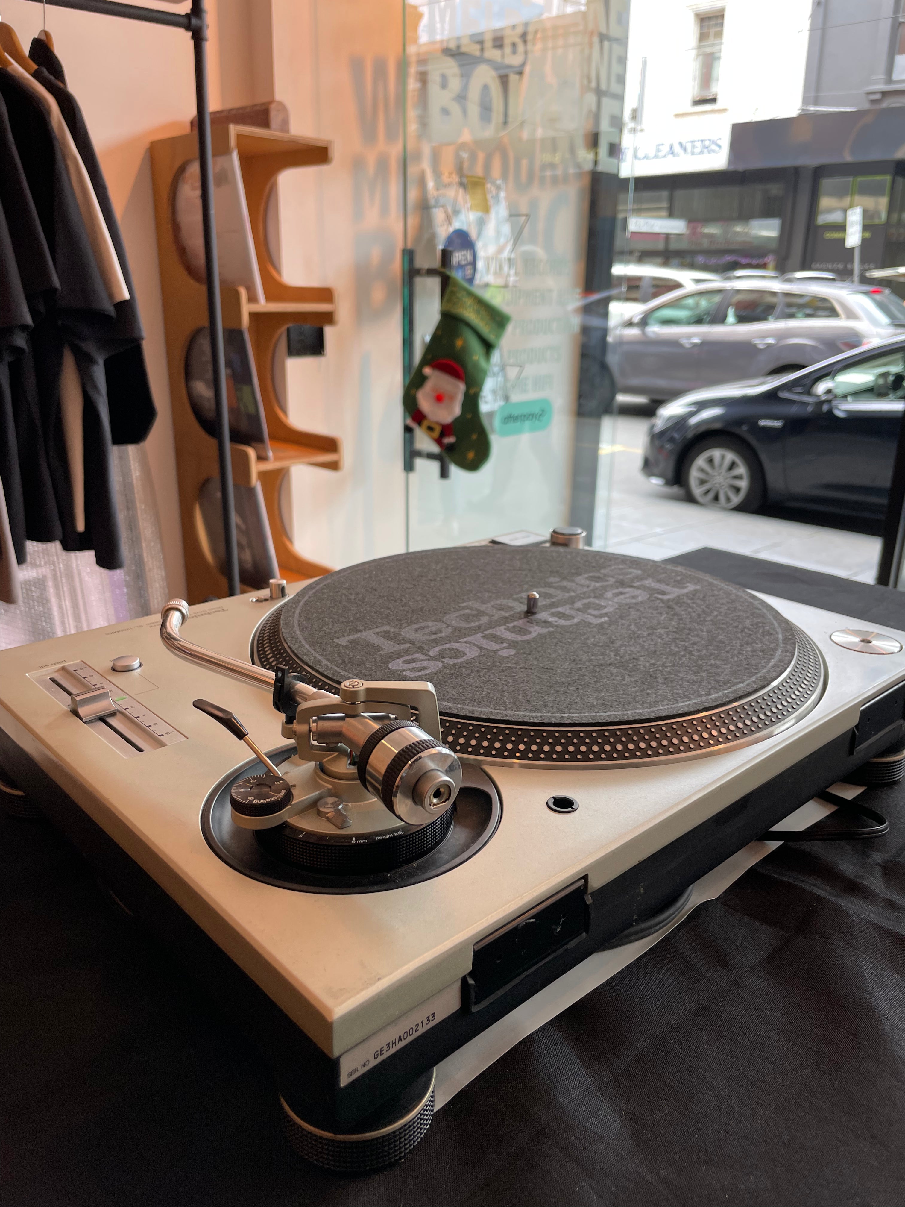 (Second Hand) Technics SL-1200MK5 Silver Direct Drive Turntable