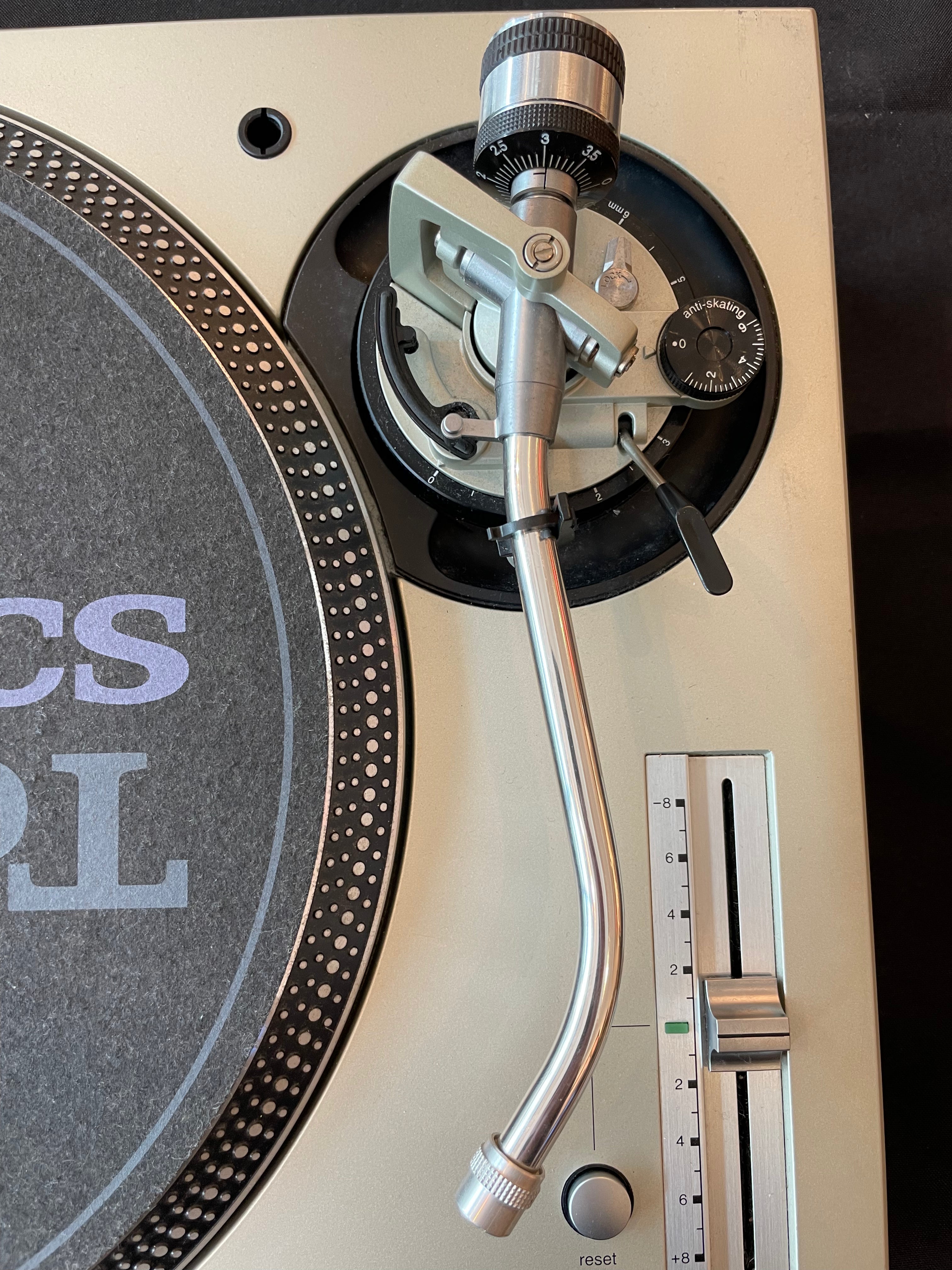 (Second Hand) Technics SL-1200MK5 Silver Direct Drive Turntable