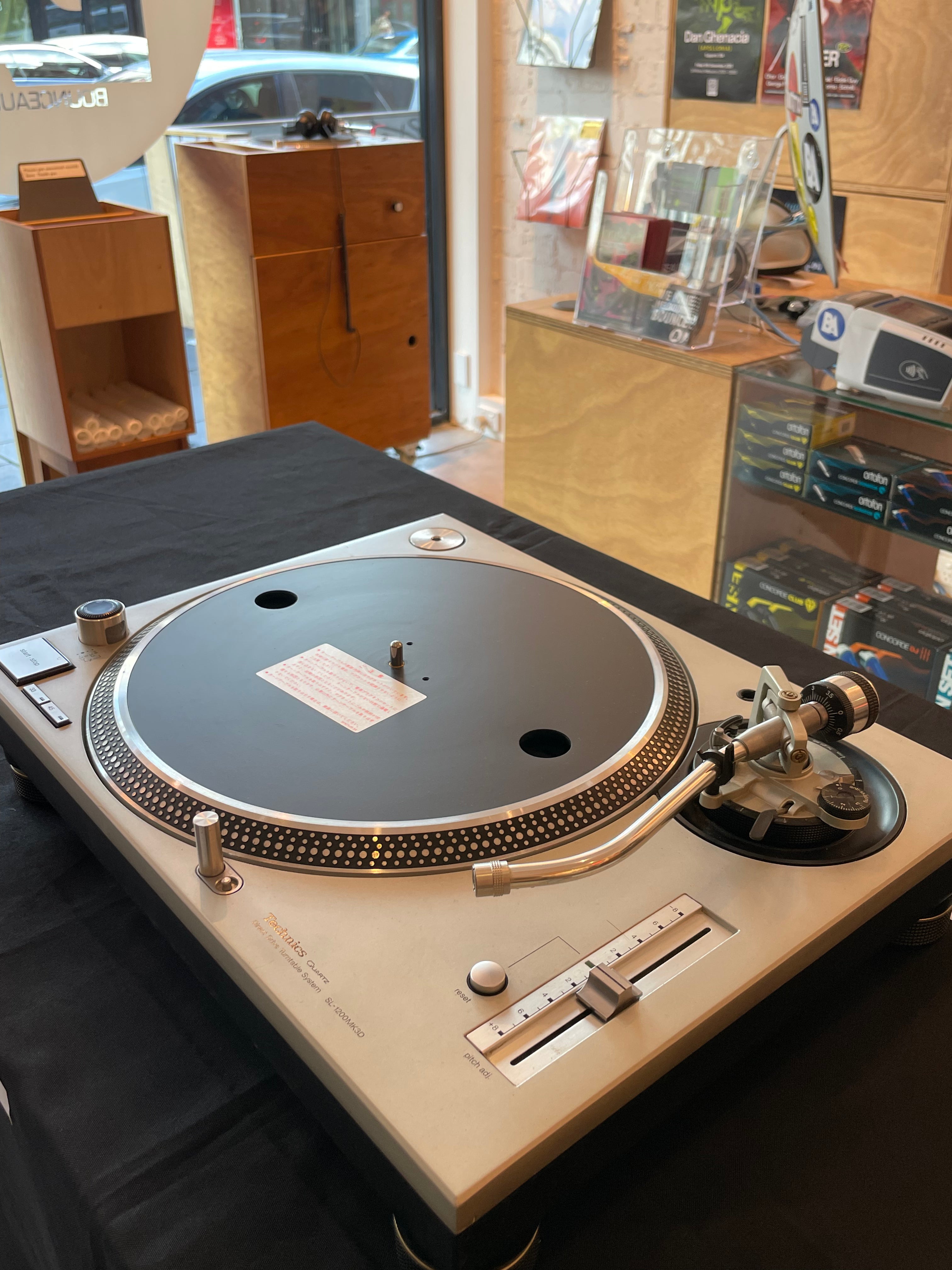 (Second Hand) Technics SL-1200MK3D Silver Direct Drive Turntable