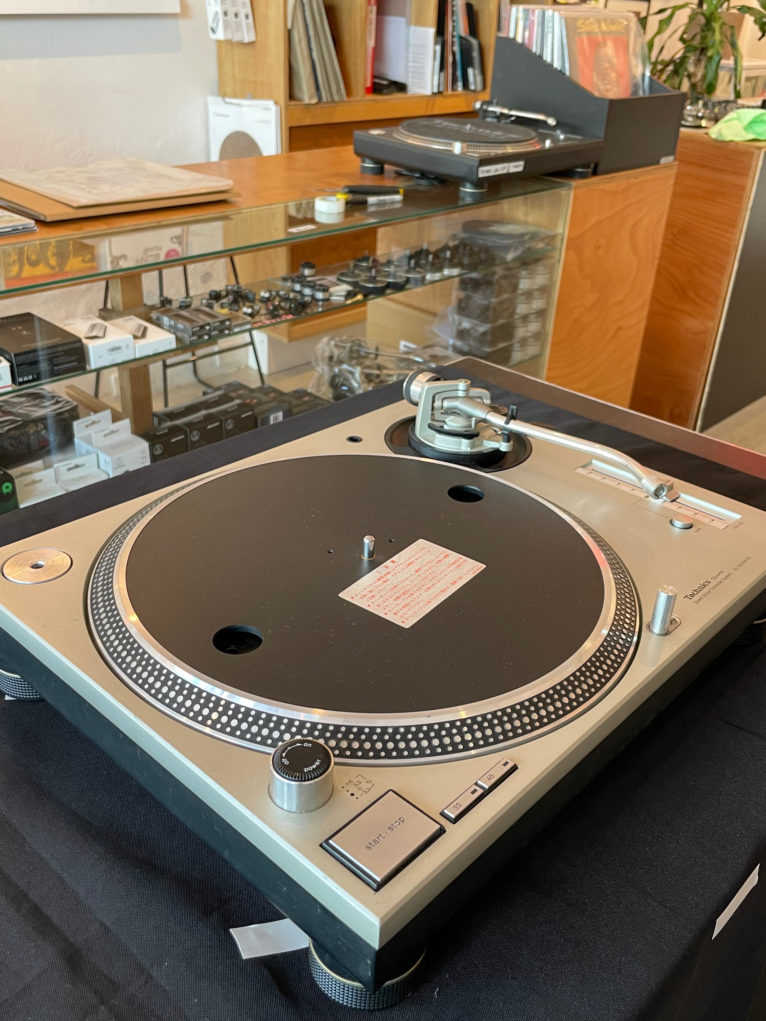 (Second Hand) Technics SL-1200MK3D Silver Direct Drive Turntable