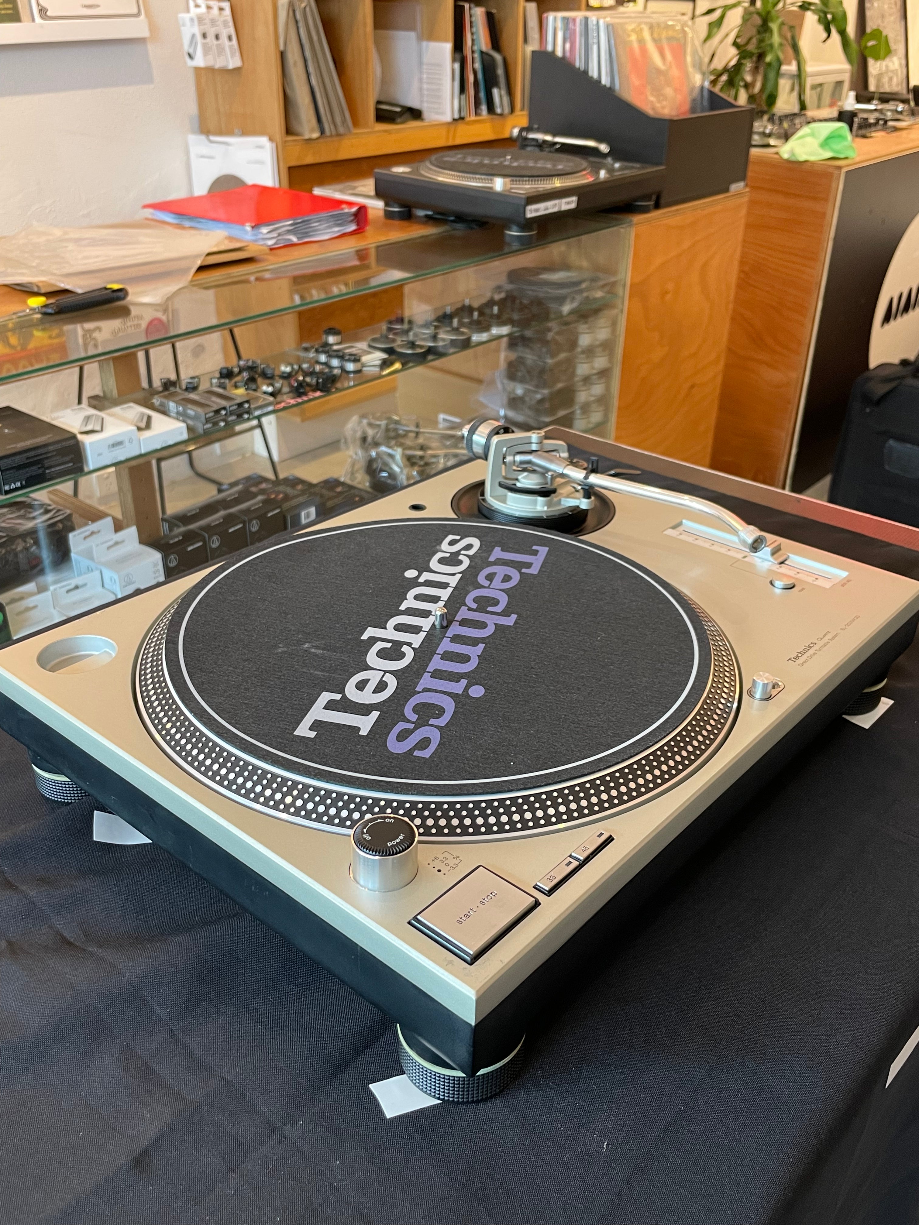 (Second Hand) Technics SL-1200MK3D Silver Direct Drive Turntable