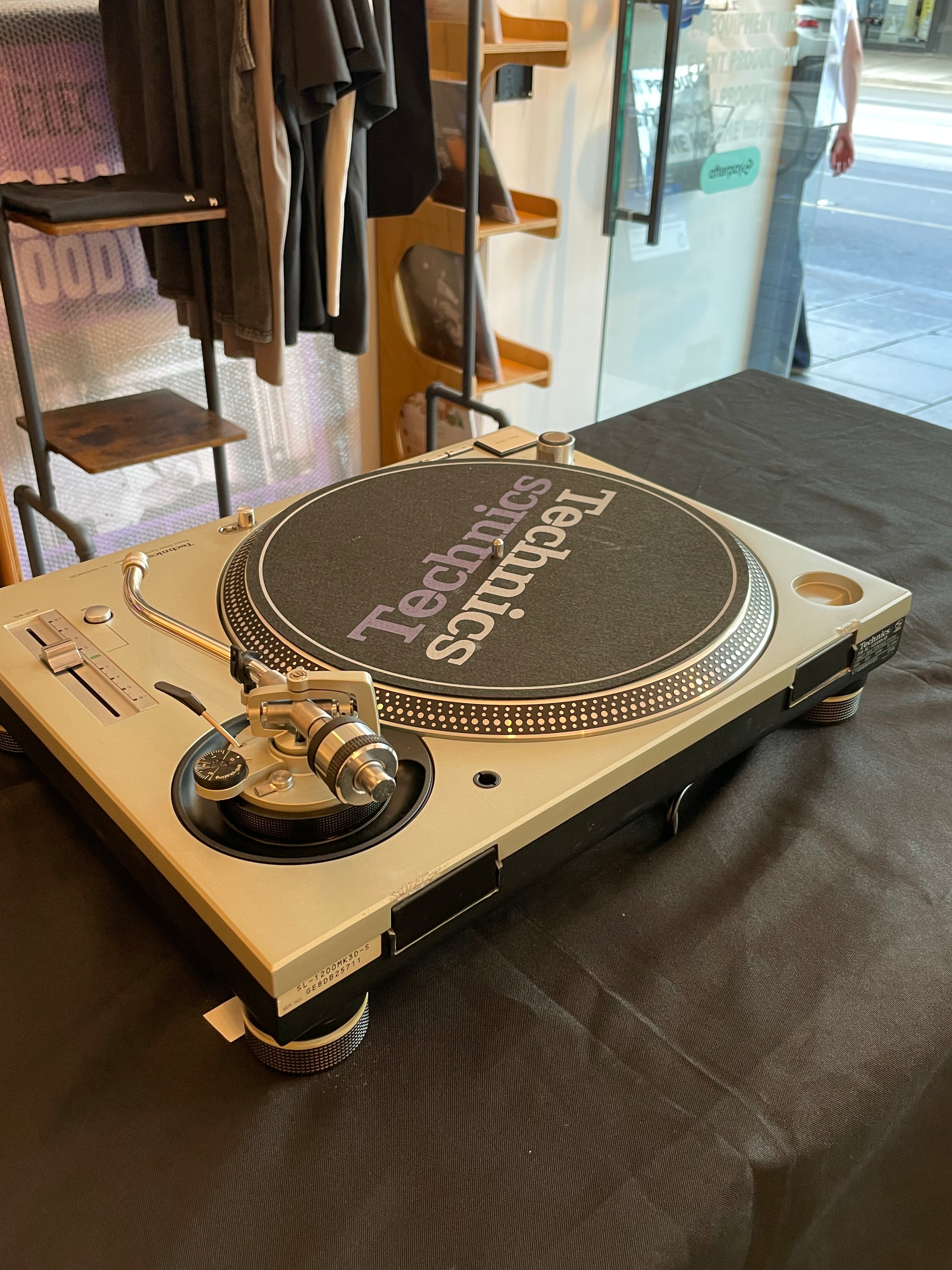 (Second Hand) Technics SL-1200MK3D Silver Direct Drive Turntable