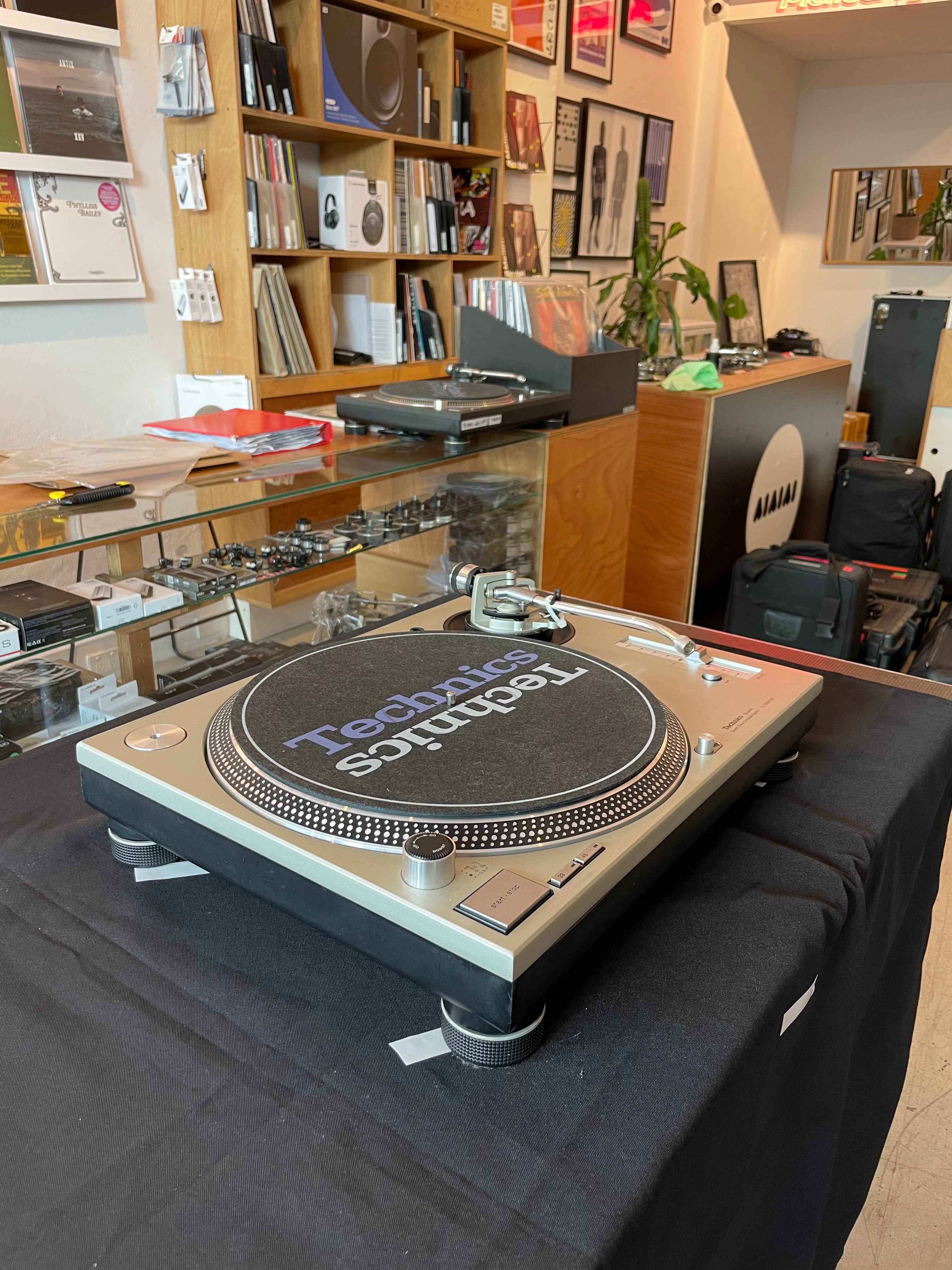 (Second Hand) Technics SL-1200MK3D Silver Direct Drive Turntable