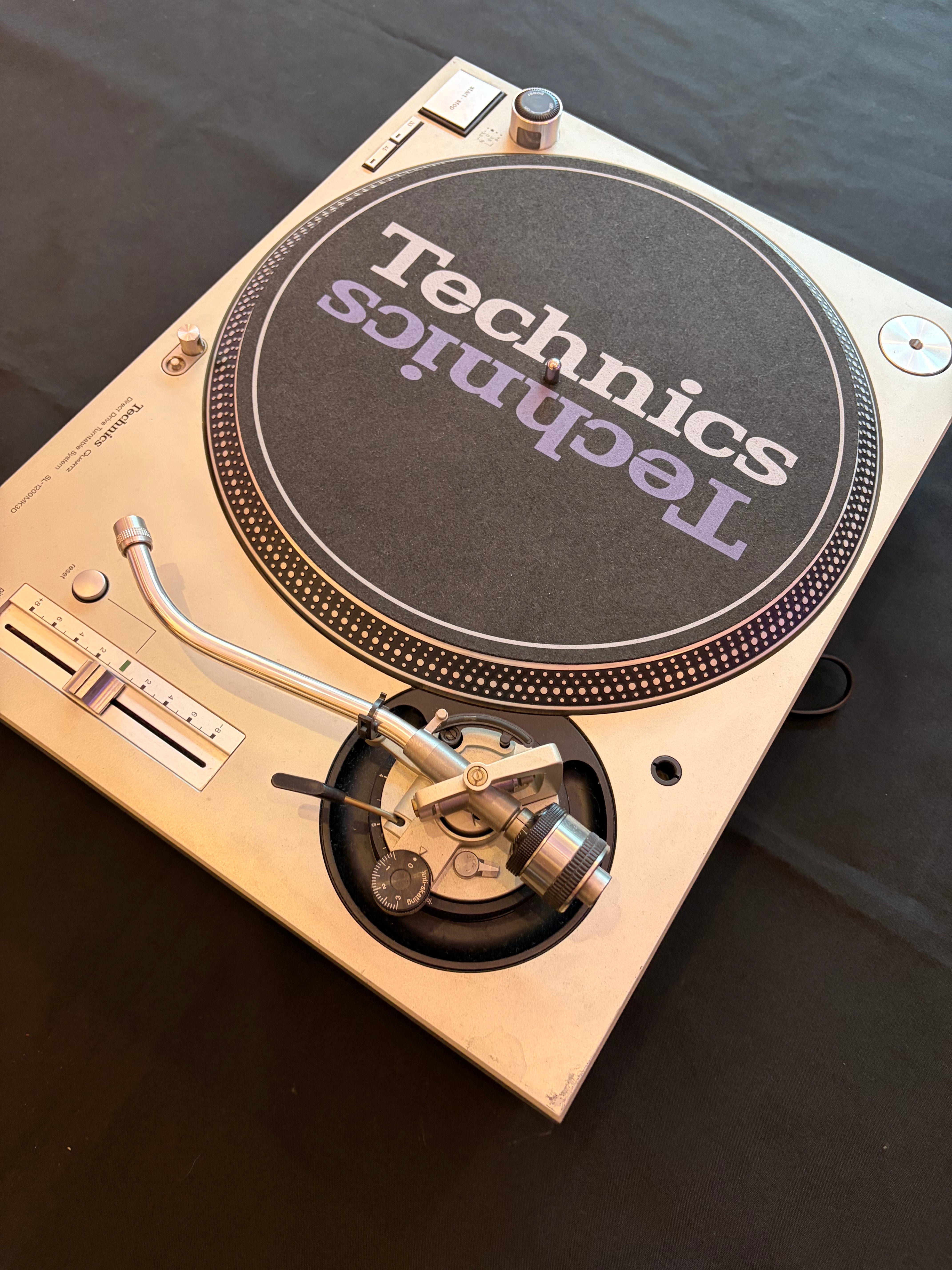 Technics SL-1200 MK3D Silver Direct Drive Turntable (secondhand) TMK31
