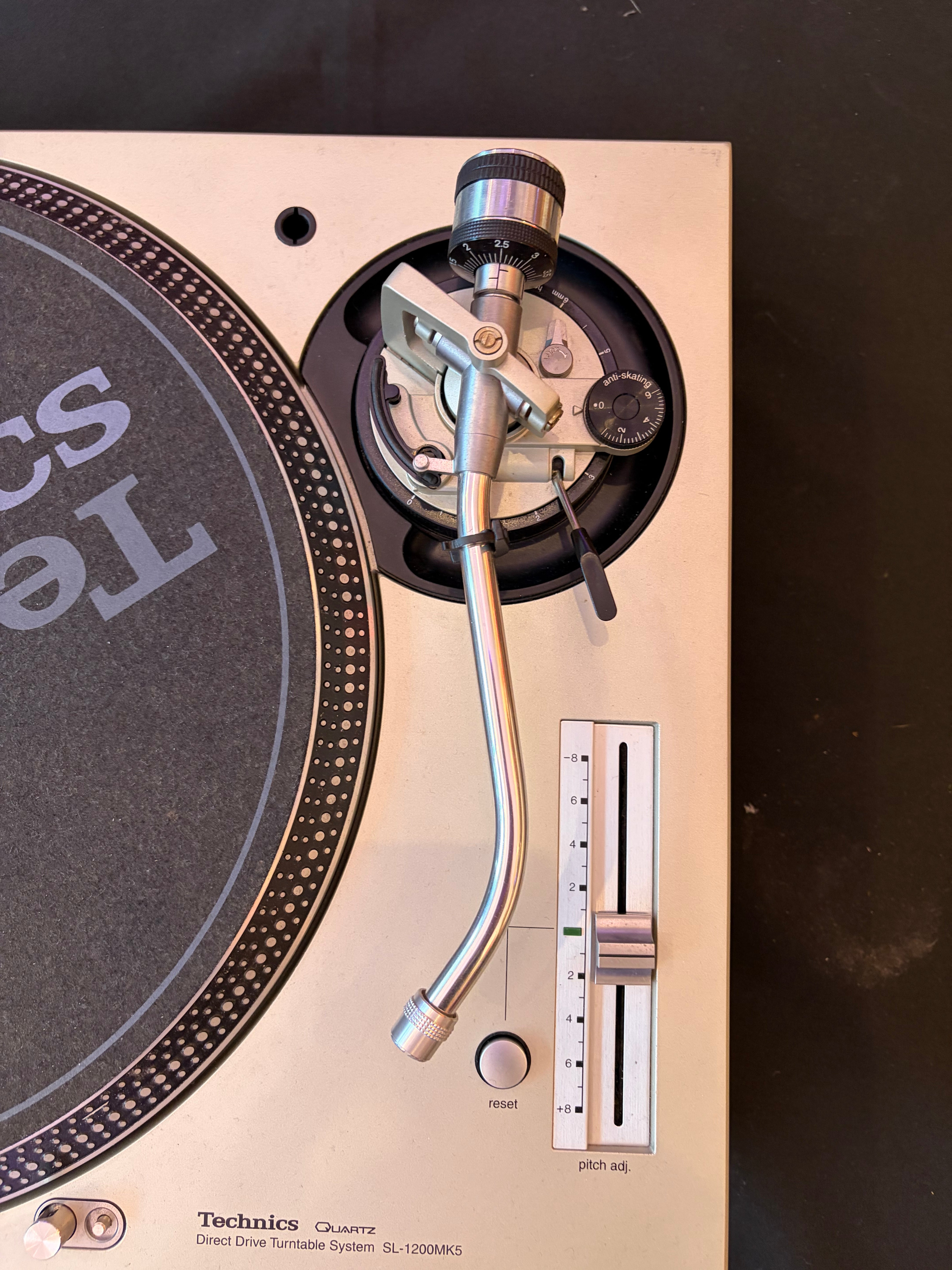 Technics SL-1200 Mk5 Silver Direct Drive Turntable (secondhand) TMK30